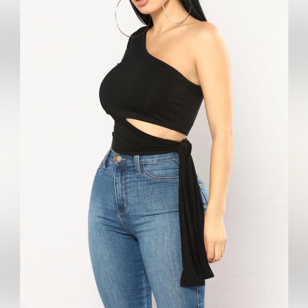 One Shoulder Top - Picture 6 of 8